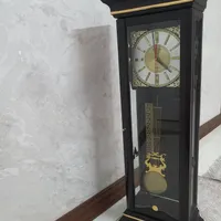 ساعت دکوری مدل versace