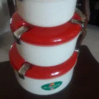 ظروف ۳ تکه نگهداری غذا قدیمی