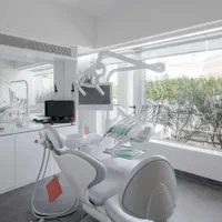 آموزش و اشتغال بکار دستیار دندانپزشک/منشی پزشک/نرس