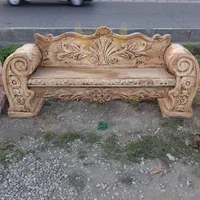 نیمکت و میز صندلی شاهان