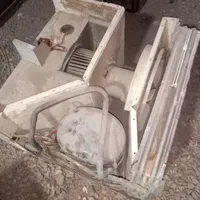 انواع کولرگازی پشت پنجره ای فرسوده وسوخته|کولر گازی و فن‌کوئل|مشهد, کوه سنگی|دیوار