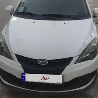 بافق .ام‌وی‌ام 315 هاچبک پلاس، مدل1395
