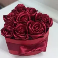 گل رز|گل مصنوعی|صحنه, |دیوار