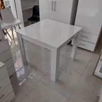 میز 4نفره مناسب غذا خوری. میزکار وغیره
