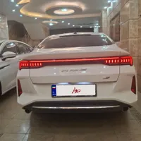 کیامسی J7، مدل ۱۴۰۱