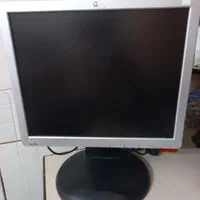 مانیتور ۱۷