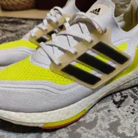 کتونی آدیداس اورجینال مدل ultra boost(اولترا بوست)|کیف، کفش، کمربند|تهران, شهید غیوری (ابن باویه)|دیوار