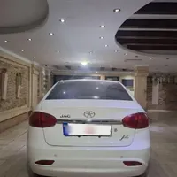 جک J4، مدل ۱۴۰۲
