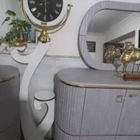 ساعت پایه دار