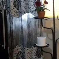 کنار پرده دو طرف