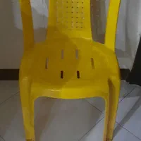 صندلی پلاستیکی