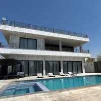 عمارت مدرن باروژ