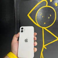 اپل iPhone 12 با حافظهٔ ۱۲۸ گیگابایت