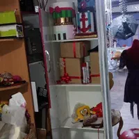 دکور آتلیه با قفسه و فلاش عکاسی و بریل برقی|دوربین عکاسی و فیلم‌برداری|تهران, یافت آباد جنوبی|دیوار
