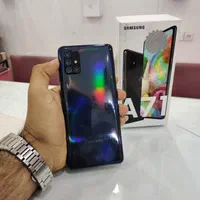 سامسونگ گلکسیA71  با حافظهٔ ۱۲۸ گیگابایت