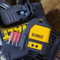ترازلیزری دیوالت نورسبز تراز لیزری DEWALT اصل لیزر|ابزارآلات|مشهد, طبرسی شمالی|دیوار