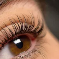 آموزش اکستنشن و کاشت مژه، خدمات کاشت مژه|خدمات آرایشگری و زیبایی|مشهد, کارمندان دوم|دیوار