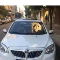 برلیانس H330 اتوماتیک 1650cc، مدل ۱۳۹۹
