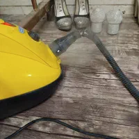 بخار شو استفاده شده برای کف و لباس