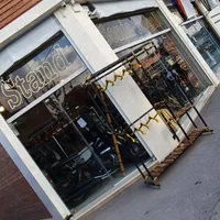 رگال استند مشکی طلایی چوبلباسی خور