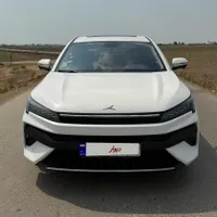 کی‌ام‌سی J7، مدل ۱۴۰۲
