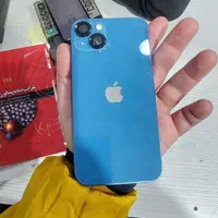 اپل iPhone 13 با حافظهٔ ۲۵۶ گیگابایت