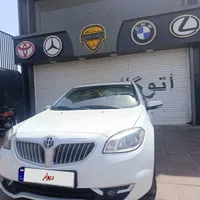 برلیانس H330 اتوماتیک 1500cc، مدل ۱۳۹۶