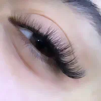 اموزش اکستنشن مژه و خدمات