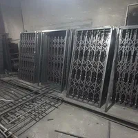 مرکز تولید انواع حفاظ و درب های اکاردیونی جوشکاری|مصالح و تجهیزات ساختمان|کرج, باغستان|دیوار