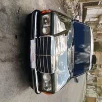 بنز دانشجویی مدل ۱۹۸۰