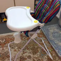 صندلی غذاخوری کودک