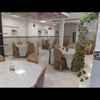میز ناهار خوری چوبی گردمناسب کافه آشپزخانه رستوران