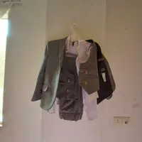 کت وشلوار