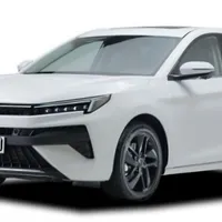 کی‌ام‌سی J7، مدل ۱۴۰۲
