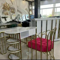 میز ناخن. پارچه خور|آرایشگاه و سالنهای زیبایی|تبریز, |دیوار