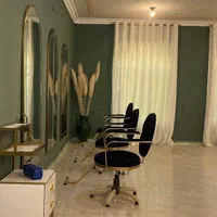 اجاره همه لاین سالن زیبایی ناخن آرایش دائم مژه و..|اجارهٔ دفتر کار، اتاق اداری، مطب|جیرفت, |دیوار