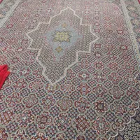 فرش. قالی تمیز درحد نو