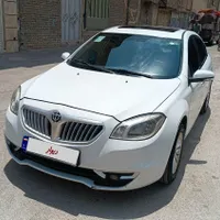 برلیانس H330 اتوماتیک 1650cc، مدل ۱۳۹۷|خودرو سواری و وانت|اصفهان, خانه اصفهان|دیوار