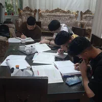 تدریس ویژه دروس فیزیک و ریاضی(مدرس کنکور،پایانترم)