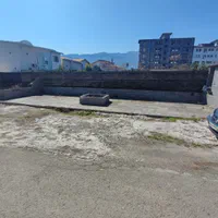 400 متر زمین آپارتمان ساز سرولات