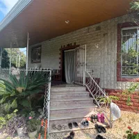 ویلا باغ ۱۰۰۰ متری با بنای. ۳ خواب شیک /سند تک برگ