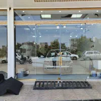 فروش و نصب شیشه سکوریت ومیرال|خدمات پیشه و مهارت|همدان, |دیوار