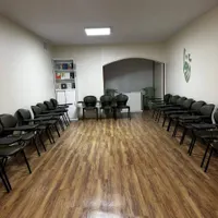 اجاره ساعتی و دوره‌ای فضای آموزشی|اجارهٔ کوتاه‌مدت دفتر کار و فضای آموزشی|تهران, بهجت‌آباد|دیوار