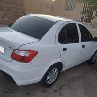 ساینا دنده‌ای S، مدل ۱۴۰۱