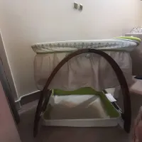 تخت نوزاد|تخت و صندلی بچه|ری, |دیوار