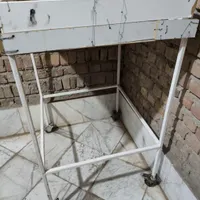 چهار پایه چرخ دار برای جعبه سیگاری دخانیاتی