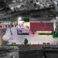 استخردار روفگاردن/بزرگ|اجارهٔ کوتاه‌مدت ویلا و باغ|بندر انزلی, قلم گوده|دیوار