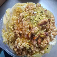 به یک همکار ساده یا نیمه ماهر جهت آبمیوه بستنی