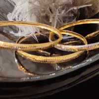 النگو باریک و زیبا طلا|جواهرات|کاشان, بازار کاشان|دیوار