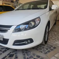 جک J5 اتوماتیک 1800cc، مدل ۱۳۹۳